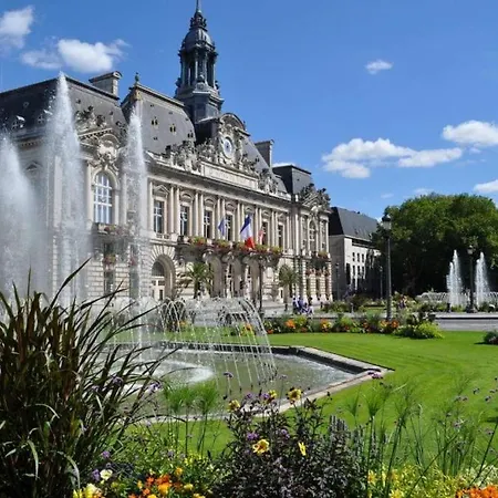 Le Cosy / Vieux Daire Tours