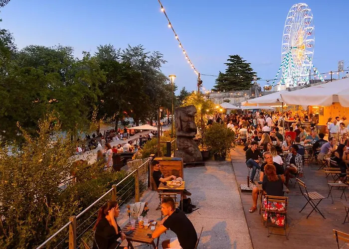 Апартаменты Le Cosy / Vieux